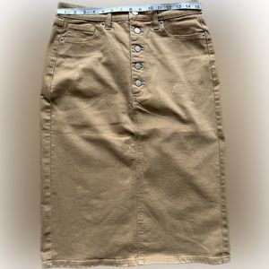 Banana Republic camel/khaki denim skirt